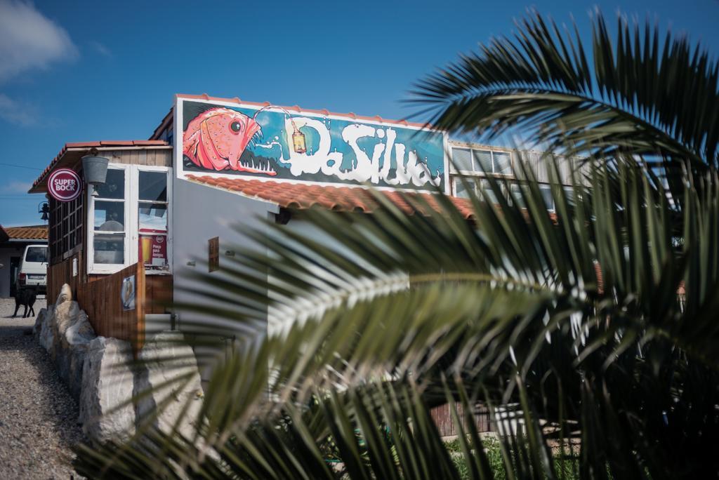 Da Silva Surfcamp Vandrerhjem Areia Branca Eksteriør bilde