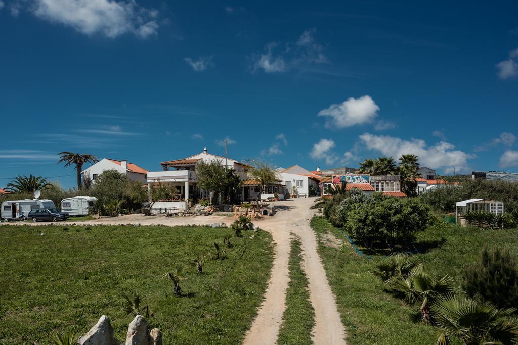 Da Silva Surfcamp Vandrerhjem Areia Branca Eksteriør bilde